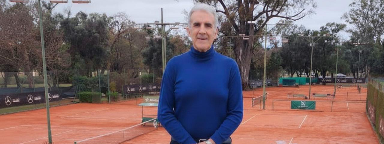 MANUEL ALBARENQUE, MÉDICO NEURÓLOGO Y TENISTA: “El tenis me formó en valores, me enseñó a jugar en equipo y, sobre todo, me dio muchos amigos”