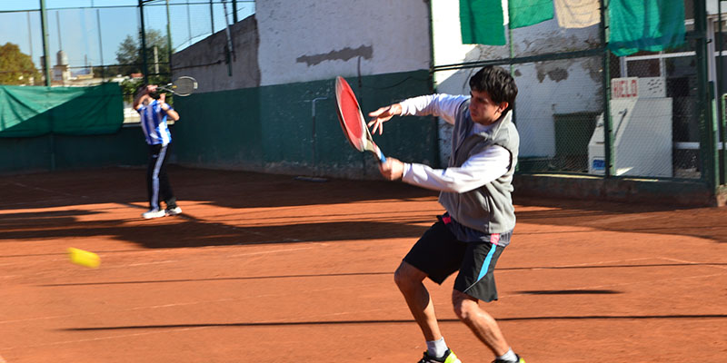 Tenis Universitario