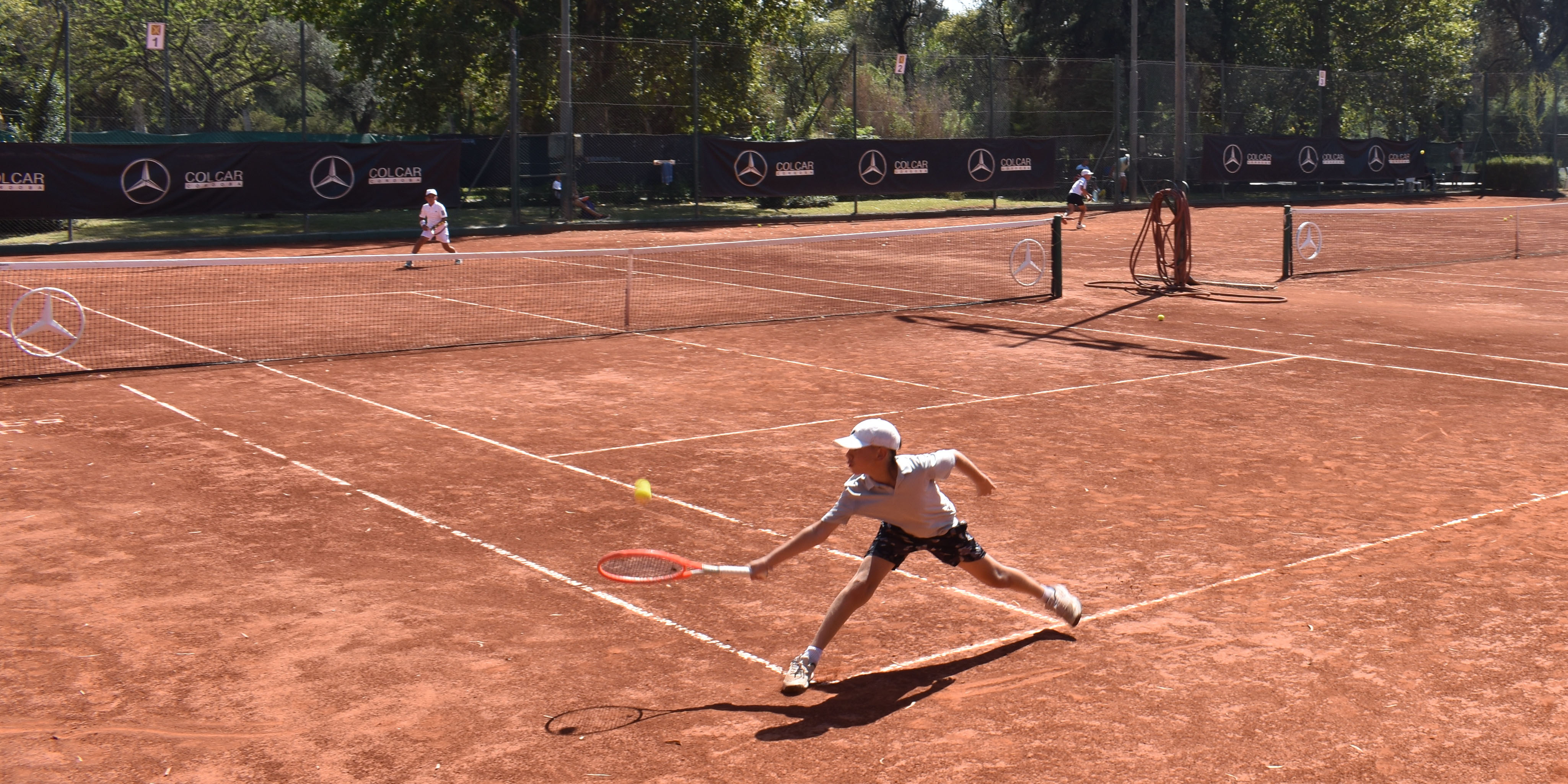EN EL CÃ“RDOBA LAWN TENIS, LAS RAQUETAS CORDOBESAS BUSCARON PASAJE AL NACIONAL