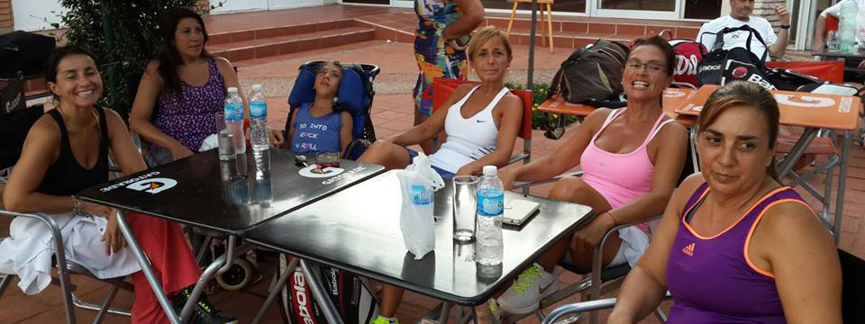 El CÃ³rdoba Lawn celebra el DÃ­a de la Mujer con un torneo de tenis