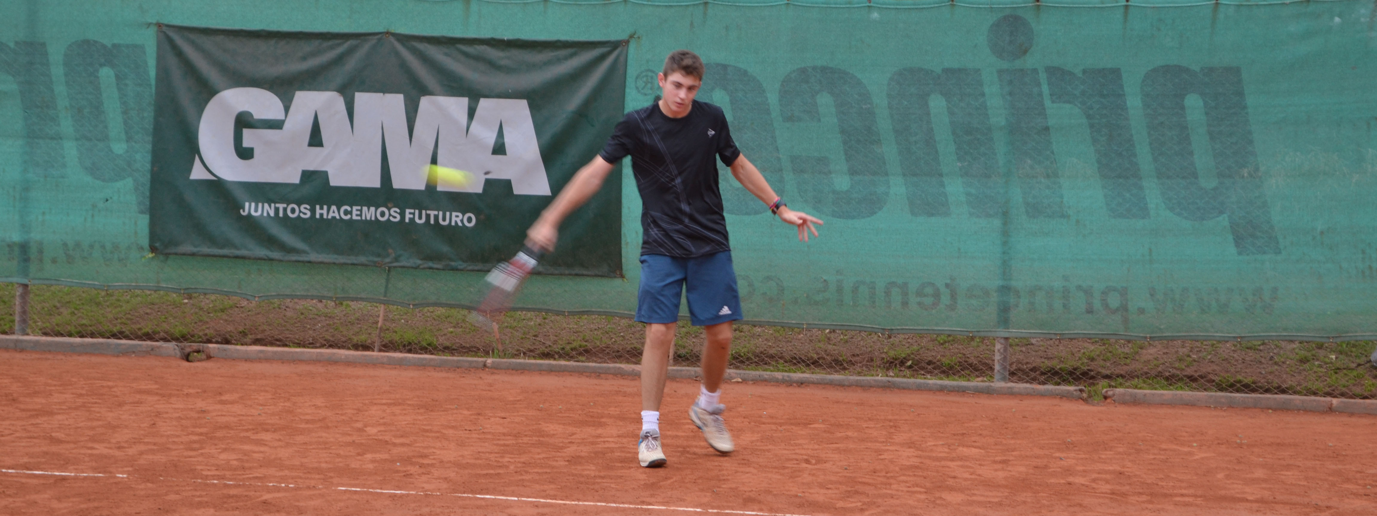 TENIS: El Team Vittar pisÃ³ fuerte en el arranque en PerÃº