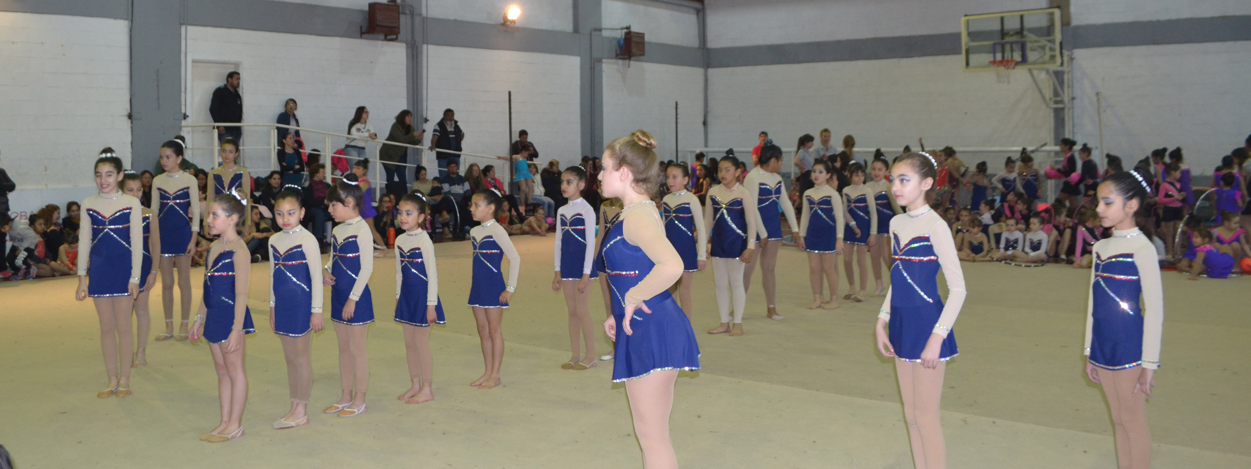 RÃTMICA: Las chicas del nivel escuela se encuentran en Atenas y Banco