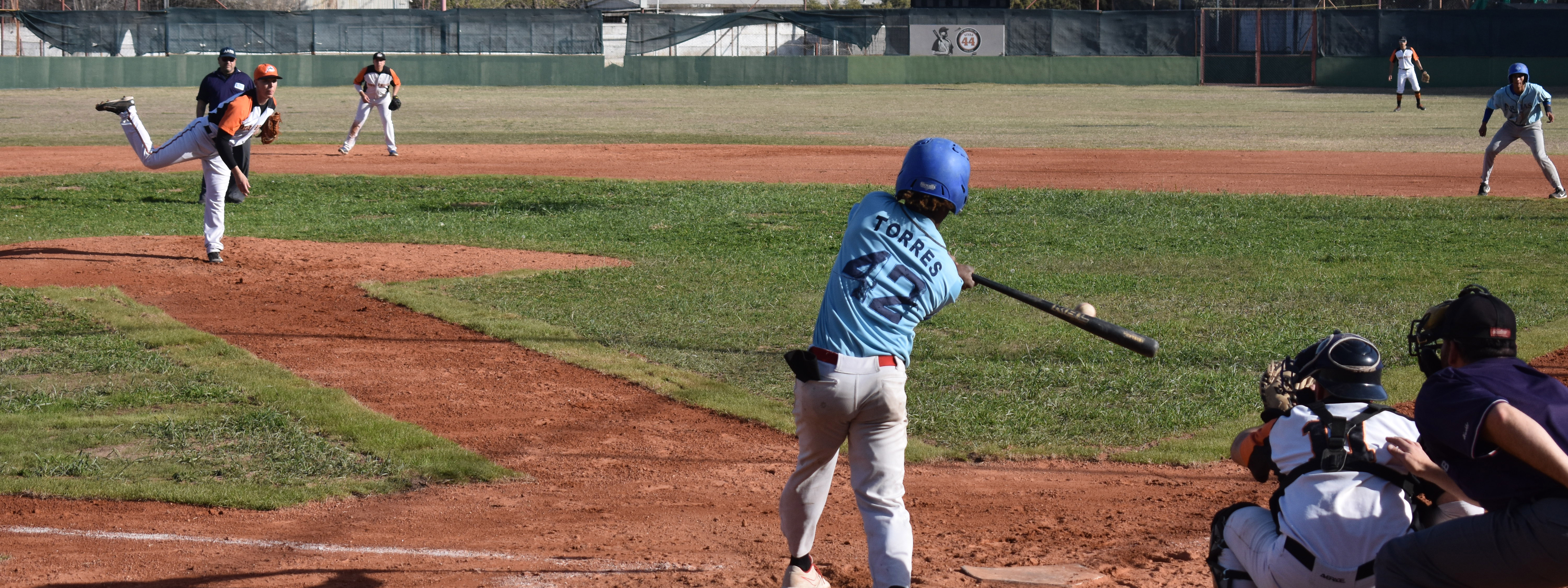 BÃ‰ISBOL: Antes de la Liga Argentina, el Club Dolphins busca 