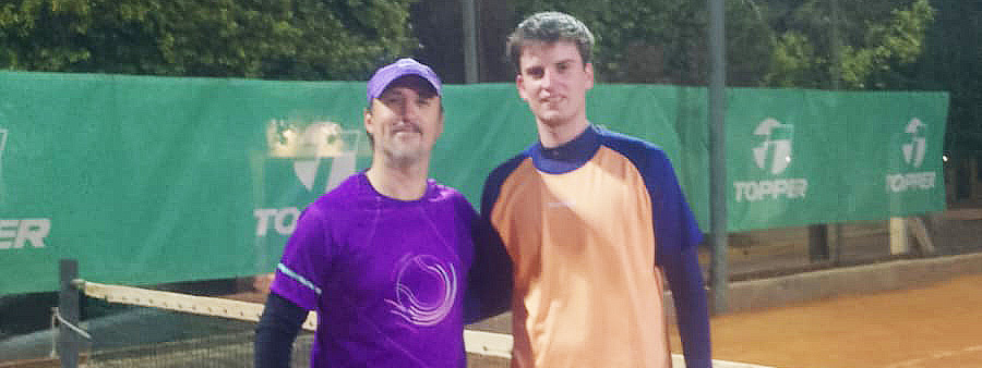 CÃ“RDOBA TENIS TOUR 2024: Lorenzo MartÃ­nez frenÃ³ a Mario Solla y es el primer finalista de la categorÃ­a C