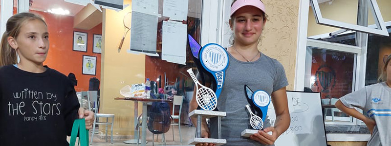 TENIS: Bedran, Piccolo y Oddone se subieron al podio en el Regional de Menores de Freyre y Villa MarÃ­a