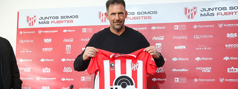 FÃšTBOL: Diego Dabove fue presentado oficialmente, mientras Instituto busca recuperar el rumbo