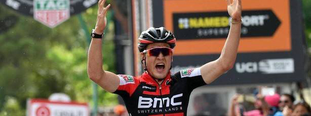 GIRO DE ITALIA: El suizo Dillier remata una larga escapada y Jungels sigue lÃ­der