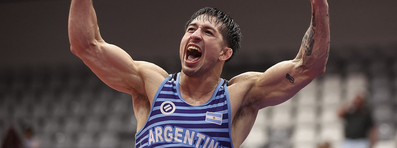 LUCHA: El cordobÃ©s AgustÃ­n Destribats se hizo gigante y se colgÃ³ la de oro en el Panamericano Seniors de MÃ©xico