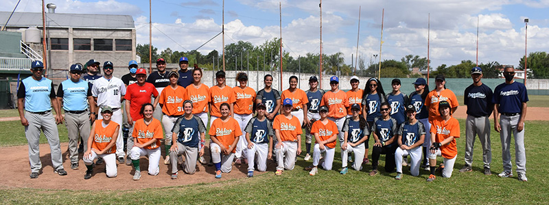 BÃ‰ISBOL: Este sÃ¡bado, en el Club Dolphins, se realiza el try out femenino apuntando al Nacional de Salta