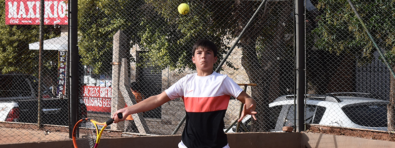 TALENTO TENIS 2023: En una etapa â€œProvincialâ€, los chicos talentosos brillaron en Universitario