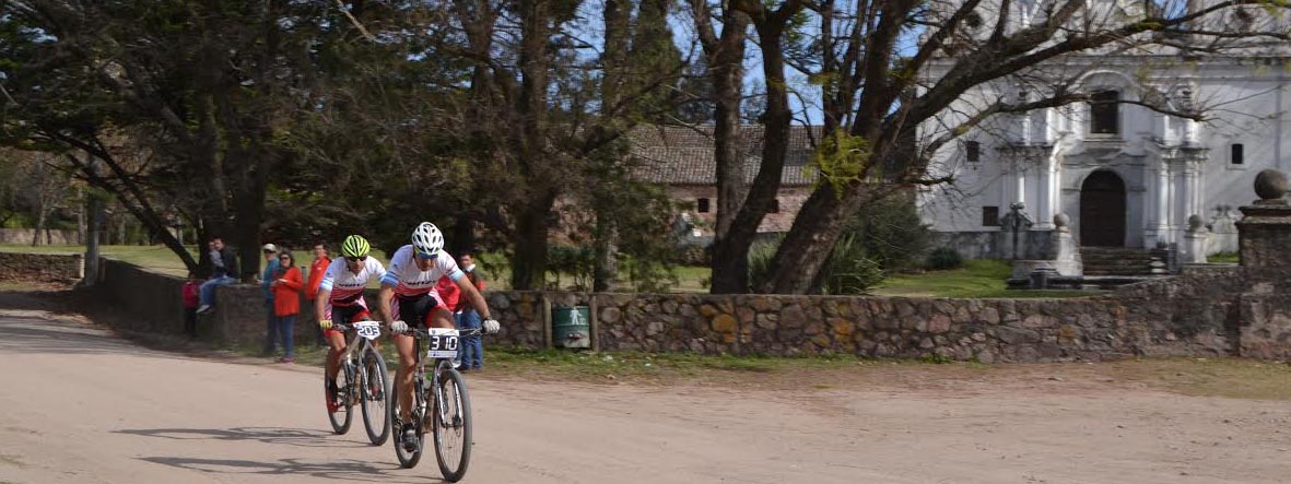La 3Âª Vuelta Sierras Chicas tiene sus campeones: SebastiÃ¡n FernÃ¡ndez y Mariela Brizuela