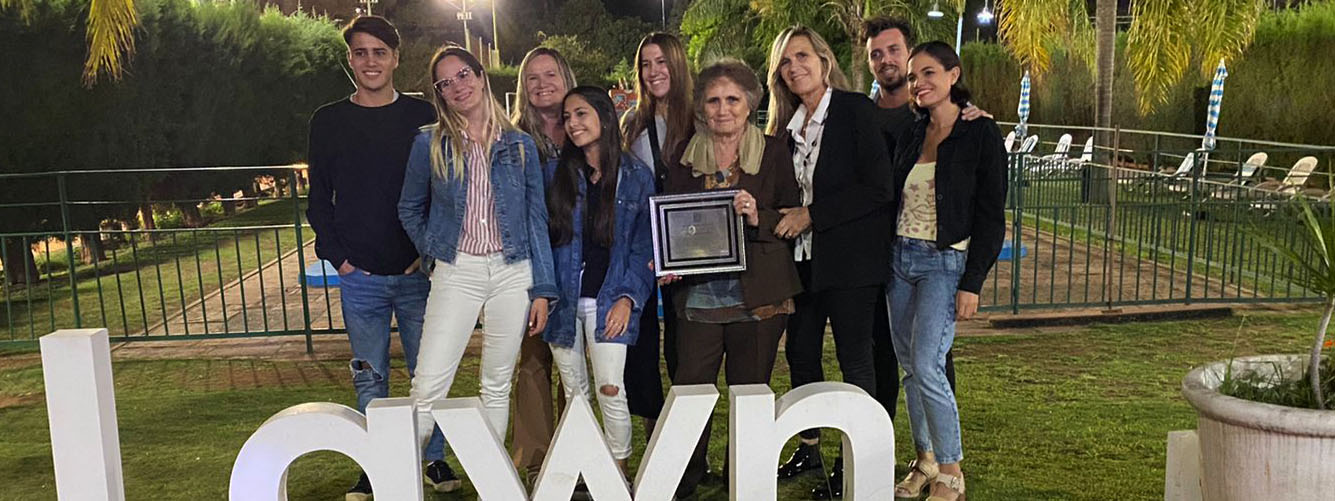 TENIS: El CÃ³rdoba Lawn homenajeÃ³ a TetÃ© LÃ³pez Banus, una hacedora del tenis de CÃ³rdoba