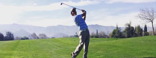 GOLF: MartÃ­n Bustamante pegÃ³ sÃ³lido y festejÃ³ en El Potrerillo