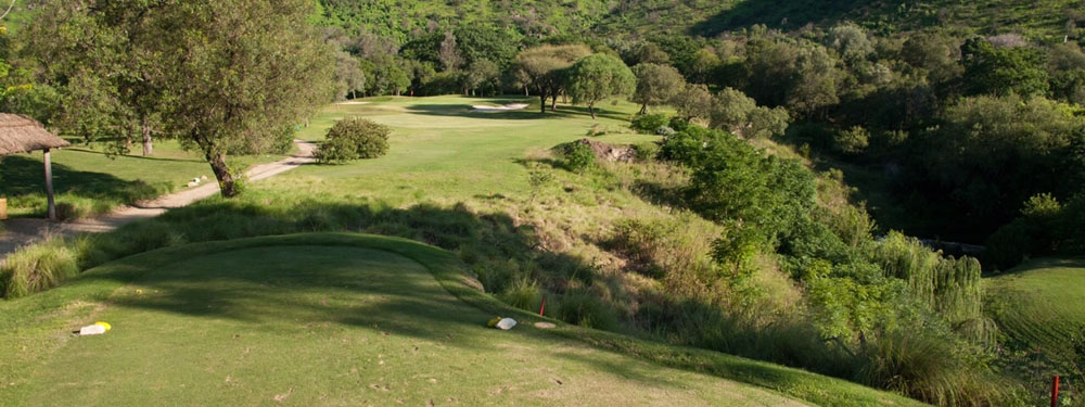 GOLF: Orlando Solusolia se llevó el premio para los Súper Senior en El Potrerillo de Larreta