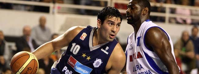 BÁSQUETBOL: Leo Gutiérrez alcanzó el récord de triples en la Liga Nacional